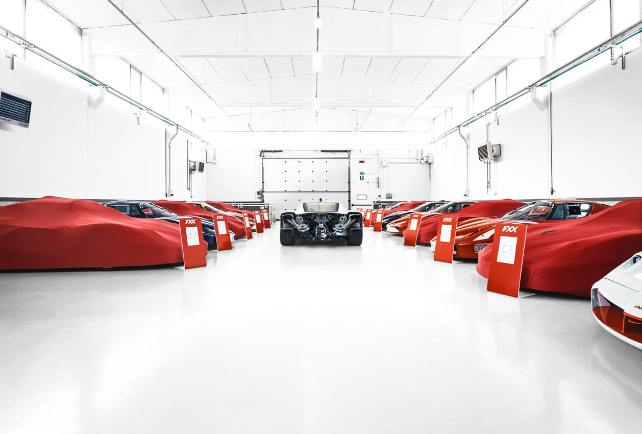 ferrari_ger_hanger-5