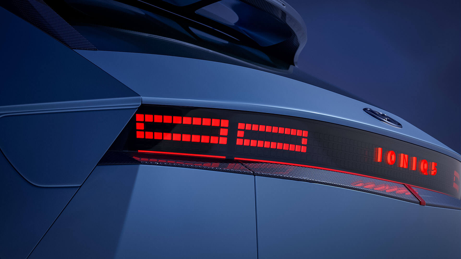 Hyundai-Ioniq-5-rear-light-cluster